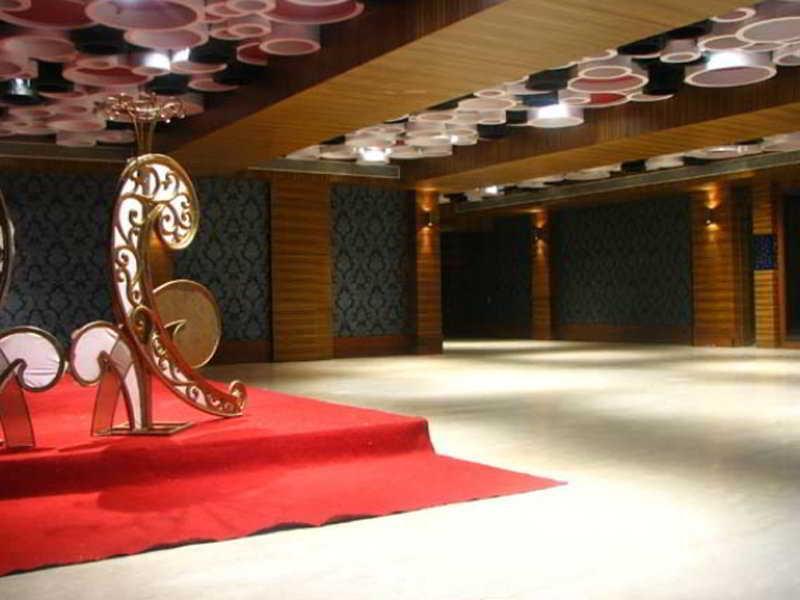 Levender Bough Hotel Mumbai Ngoại thất bức ảnh