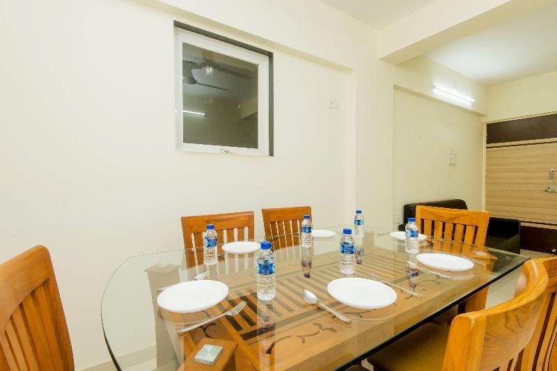 Levender Bough Hotel Mumbai Ngoại thất bức ảnh
